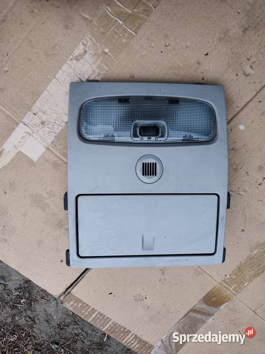 Lampka oświetlenia kabiny Ford Mondeo MK3 Jabłonowo Pomorskie