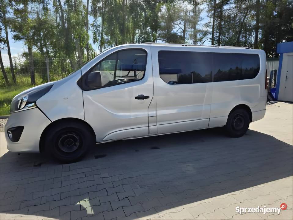 Sprzedam Opla Vivaro L2H1 klima elektryczne szyby Śliwice