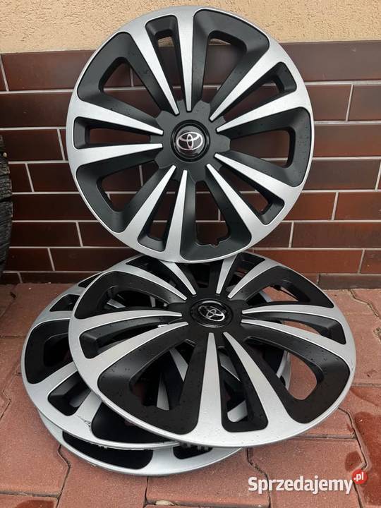 Komplet kół zimowych Toyota Verso 16 20560 R16 stalowe Kraków sprzedam
