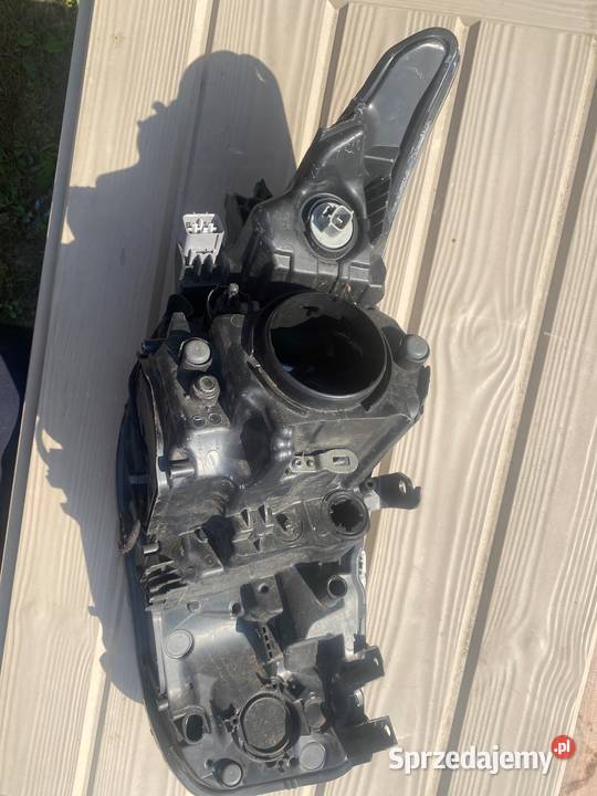 TOYOTA AURIS MK2 lampa lewa 8115002K40 Dębica