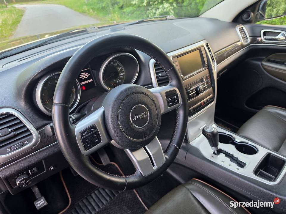Jeep Grand Cherokee 36 v6 wersja na 70lecie Toruń