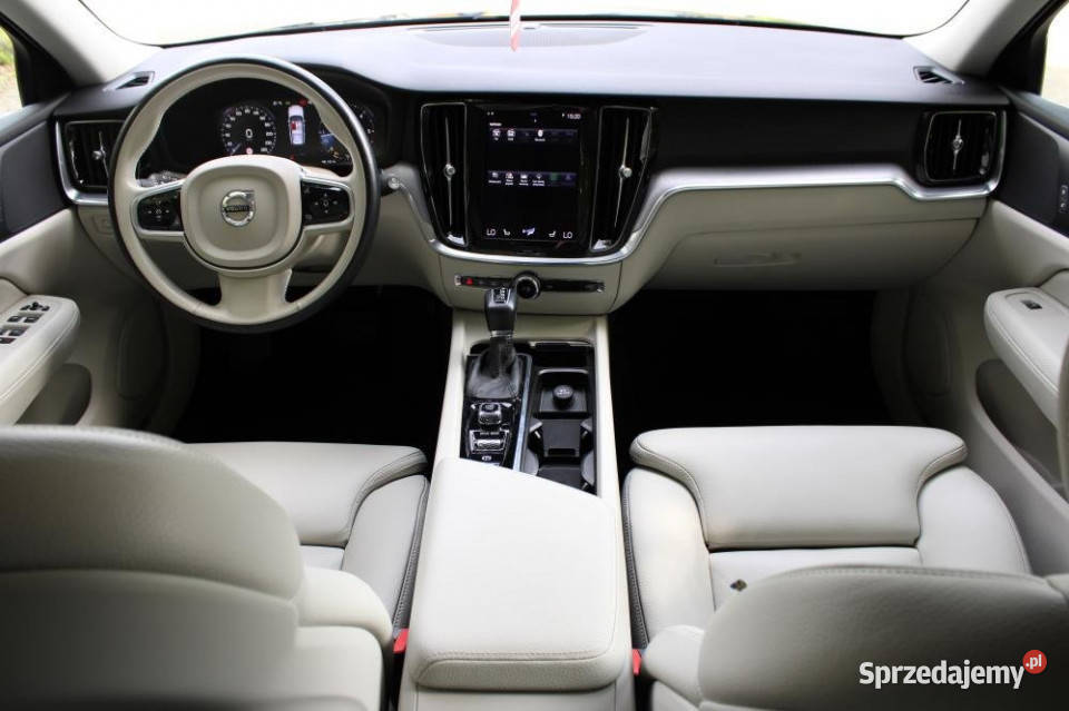 Volvo V60 2020r Gwarancja IWŁ ASO FV23 Kamery automatyczna V60 Chorzów sprzedam