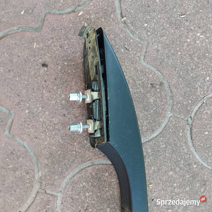 Relingi dachowe komplet LP ze śrubami Ford Focus Rok produkcji 2009