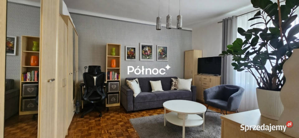 Mieszkanie na pierwszym piętrze w centrum Rok budowy 1969 lubelskie Świdnik sprzedam