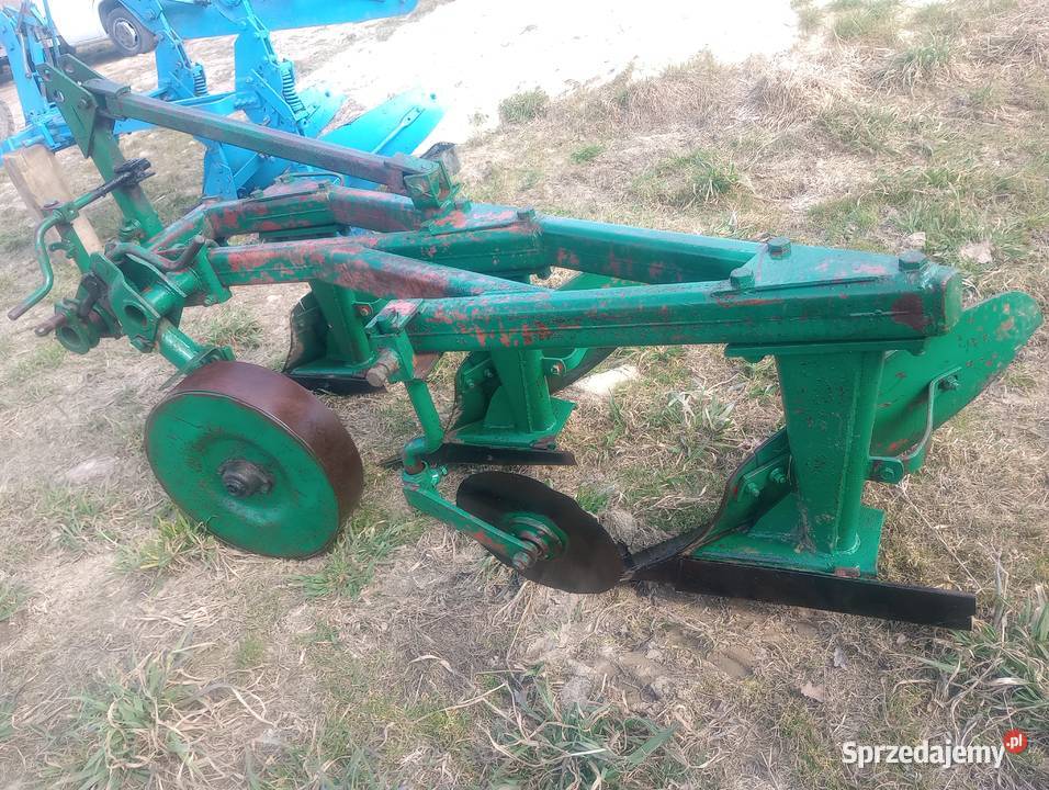 Pługi 3 skibowe Grudziądz z krojem świętokrzyskie Huta Nowa sprzedam
