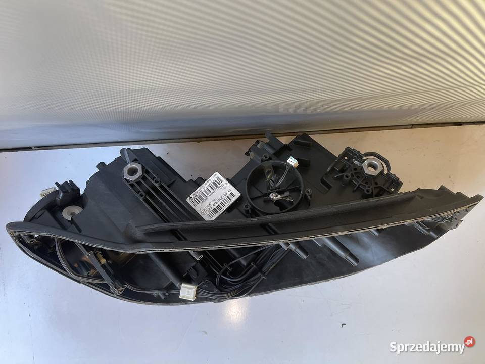 BMW 3 G20 G21 PRAWA OBUDOWA LAMPY PRZÓD osobowe sprzedam
