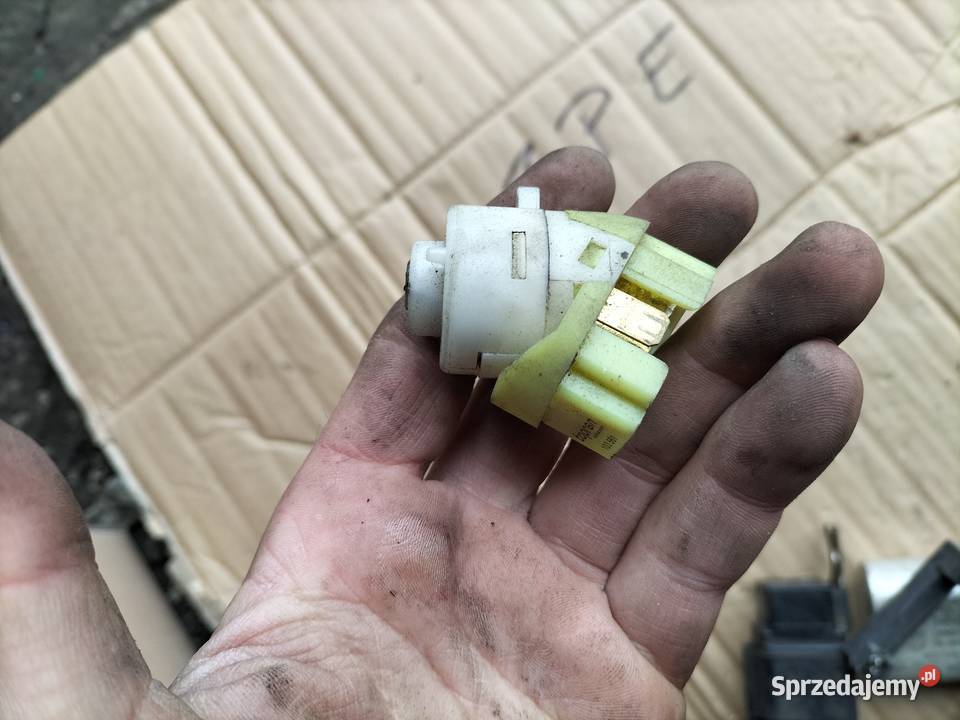 Kostka stacyjki TOPRAN 103561 GERMANY Układ elektryczny