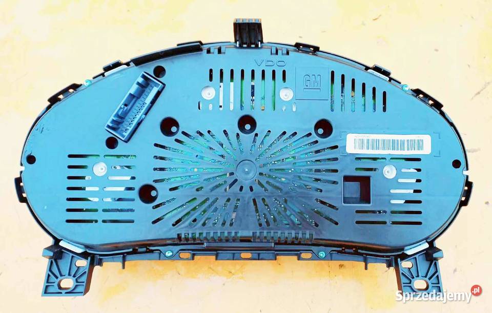 OPEL INSIGNIA A 20 28 LICZNIK ZEGAR 12844144 EN Radom