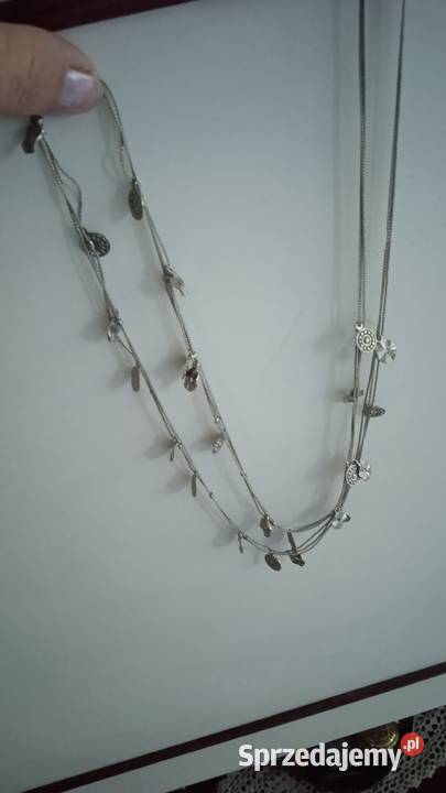 DŁUGI NASZYJNIK SREBRZONY Z TRZECH ŁAŃCUSZKÓW
