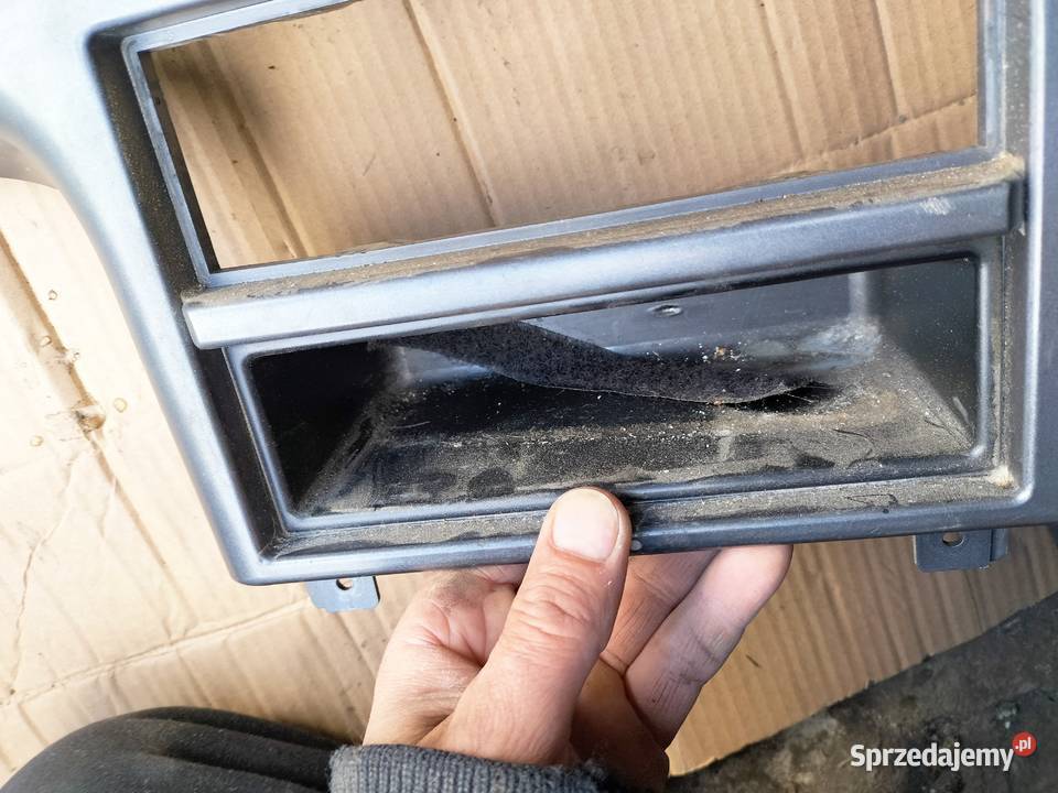 FORD MONDEO MK1 RAMKA RADIA PANEL NAWIEWU Kamień-Kolonia