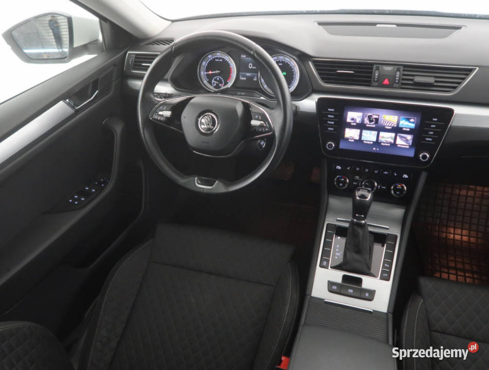 Skoda Superb 15 TSI światła LED Superb