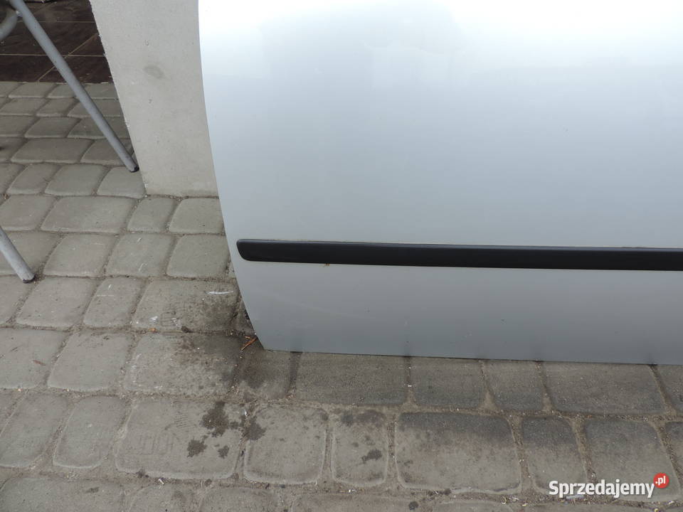 SKODA OCTAVIA 1 HB 5D DRZWI LEWY PRZÓD osobowe małopolskie Nowy Sącz