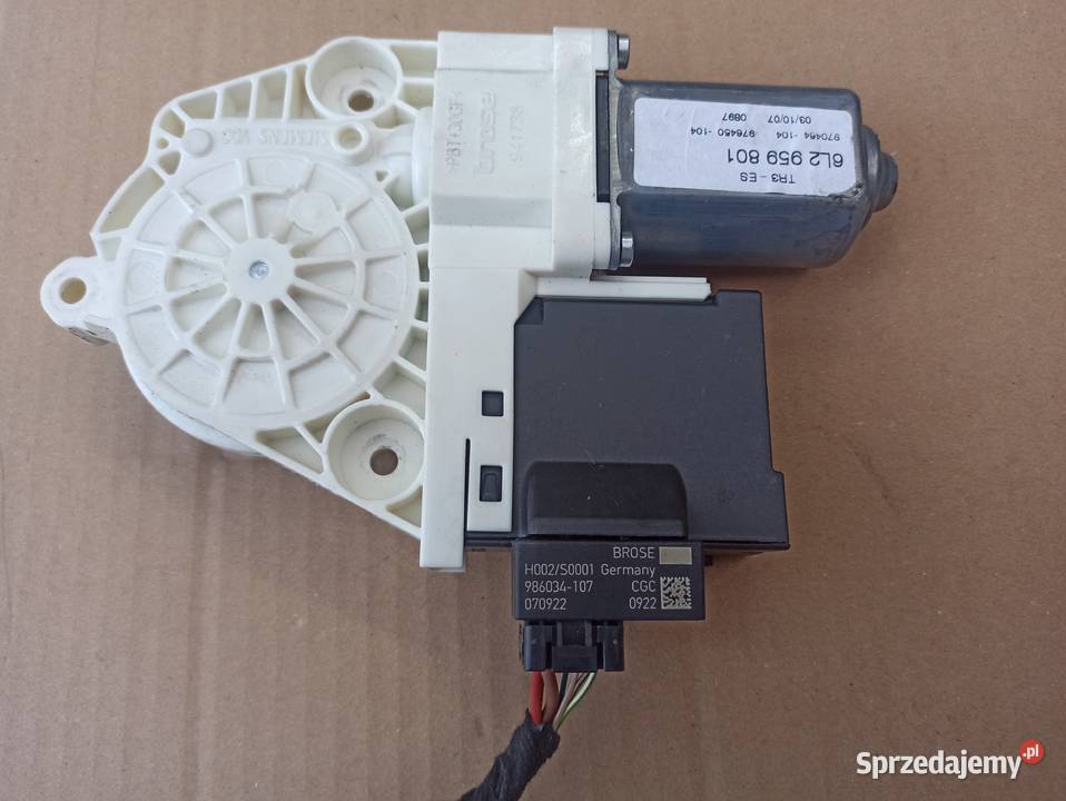 Silnik szyby przód prawy Seat Ibiza 6L2959801 osobowe Bolesławiec