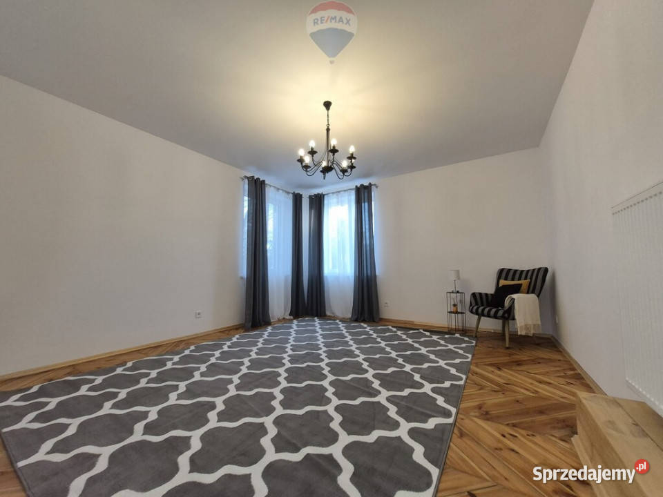 Unikalne mieszkanie w przedwojennej willi garaż Milanówek