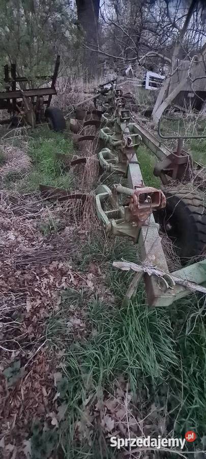 Pług ciągany 5 skibowy Modlikowice