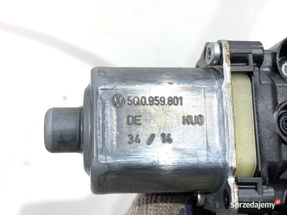 PODNOŚNIK SZYBY LEWY TYŁ AUDI A3 8V 0130822713 osobowe