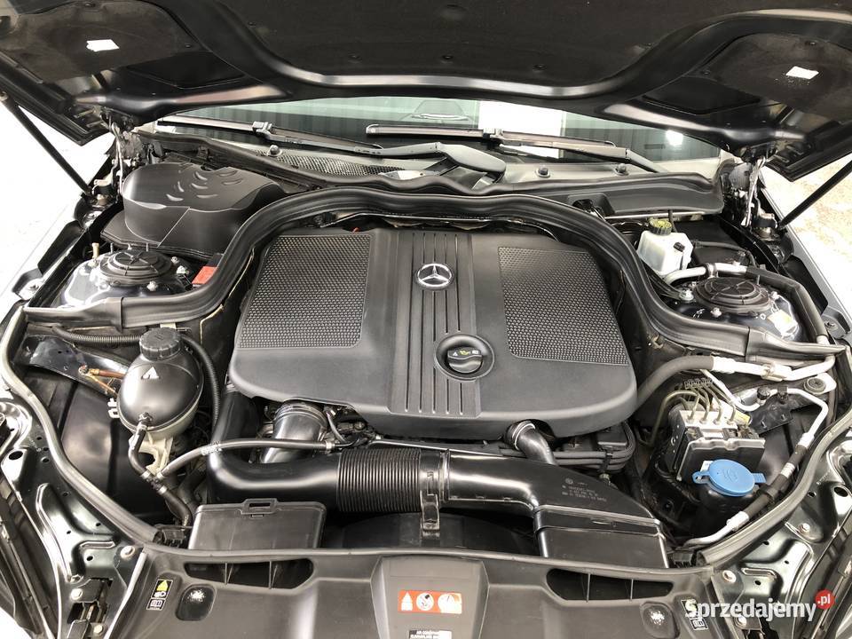 Mercedes E250 CDI W212 Avantgarde nieuszkodzony