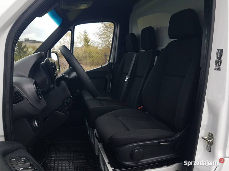 Mercedes Sprinter 8EP KONTENER 411x215x230 KLIMA centralny zamek Poręba
