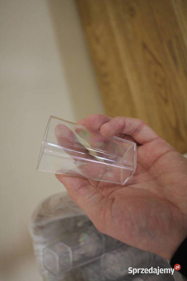 Zestaw plastikowych kieliszków różne rodzaje Dom i Ogród