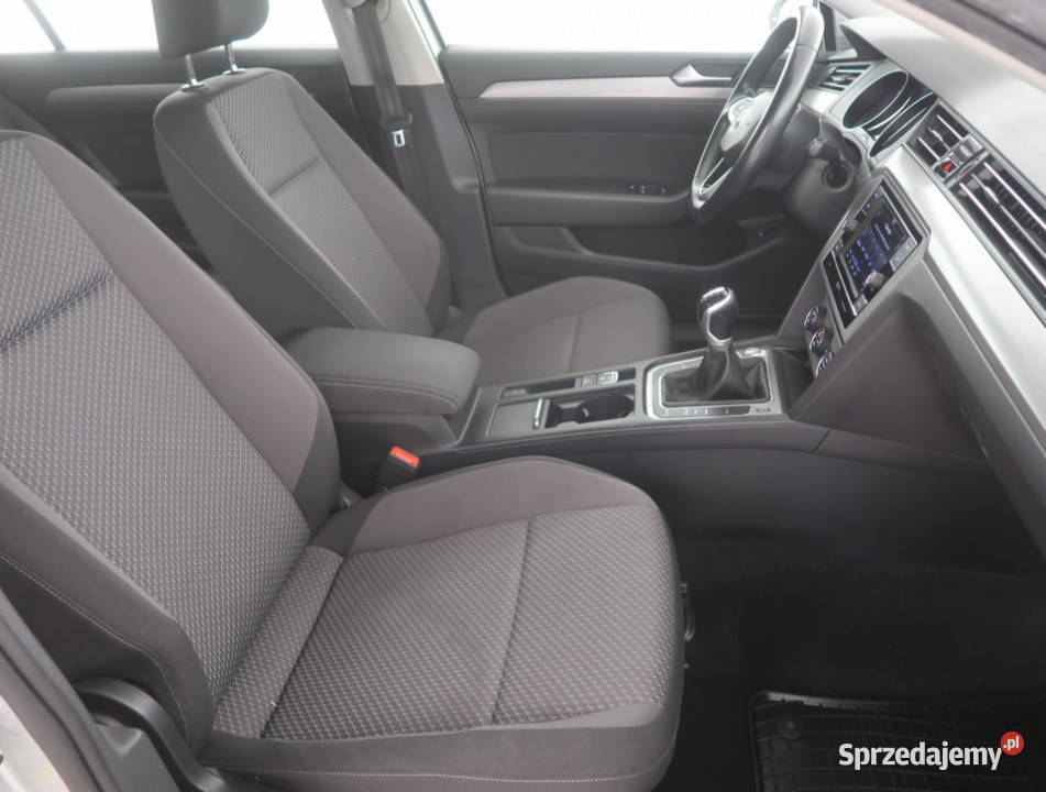 VW Passat 15 TSI radio dolnośląskie