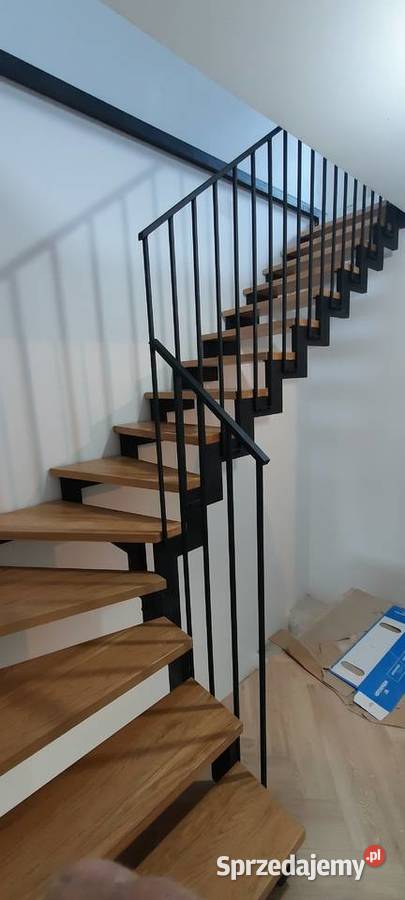 Schody konstrukcjia stalowa barierki Krynka