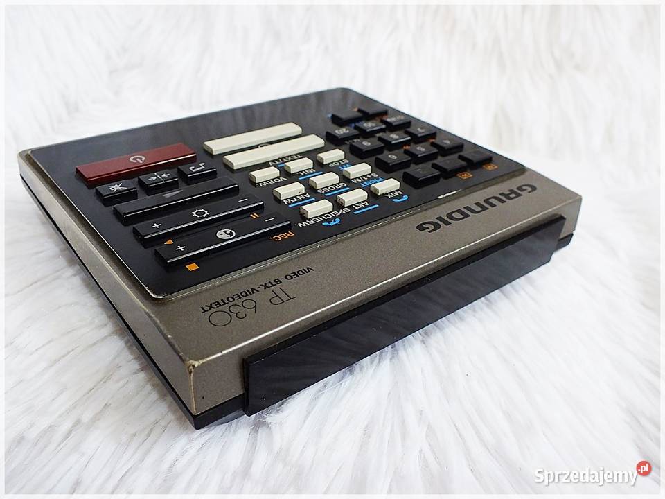 Pilot kwadratowy GRUNDIG TP 630 na podczerwień Piloty Żary