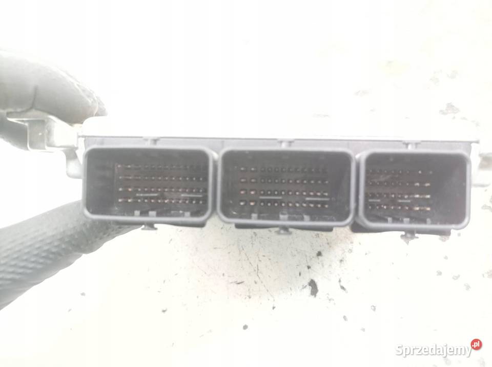 STEROWNIK SILNIKA 0261206419 9637137380 30 V6 B sprzedam