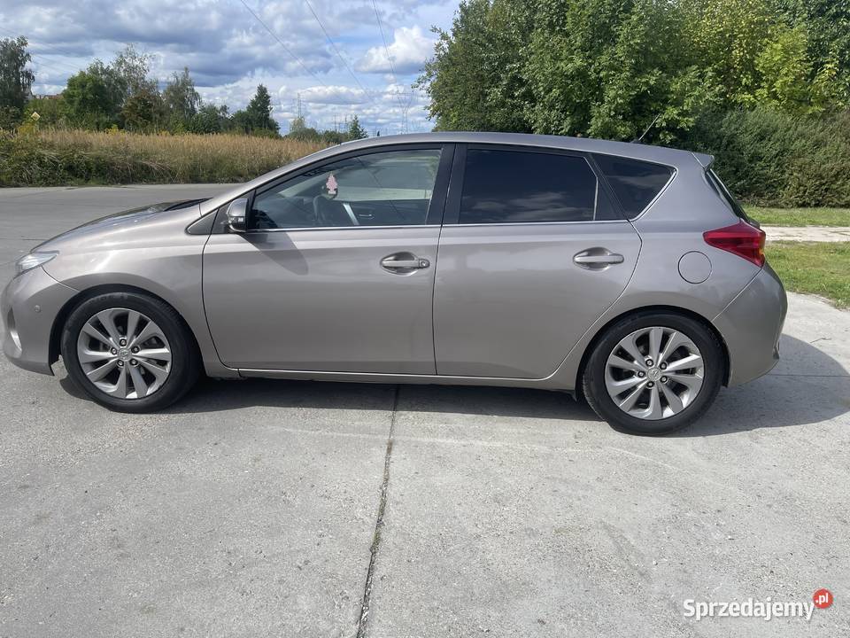 Toyota Auris 2013 LPG sprzedam