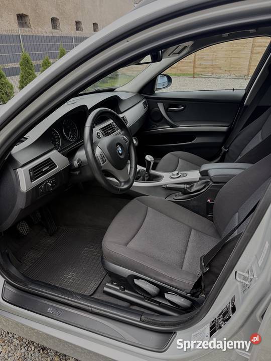 BMW E91 Zadbana Panorama iDrive manualna