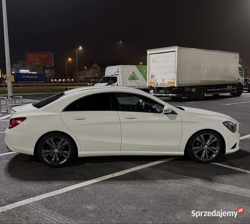 MercedesBenz CLA skórzana tapicerka Chotomów