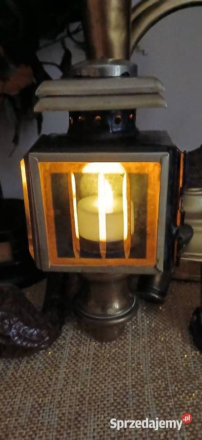Stara lampa powozowa z lat 20 tych