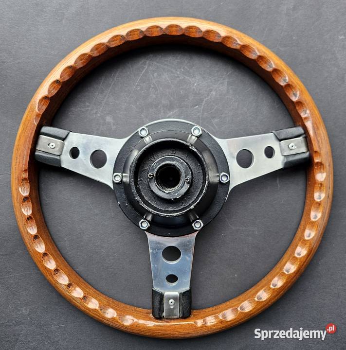 Drewniana kierownica Mountney Motor Products Bydgoszcz