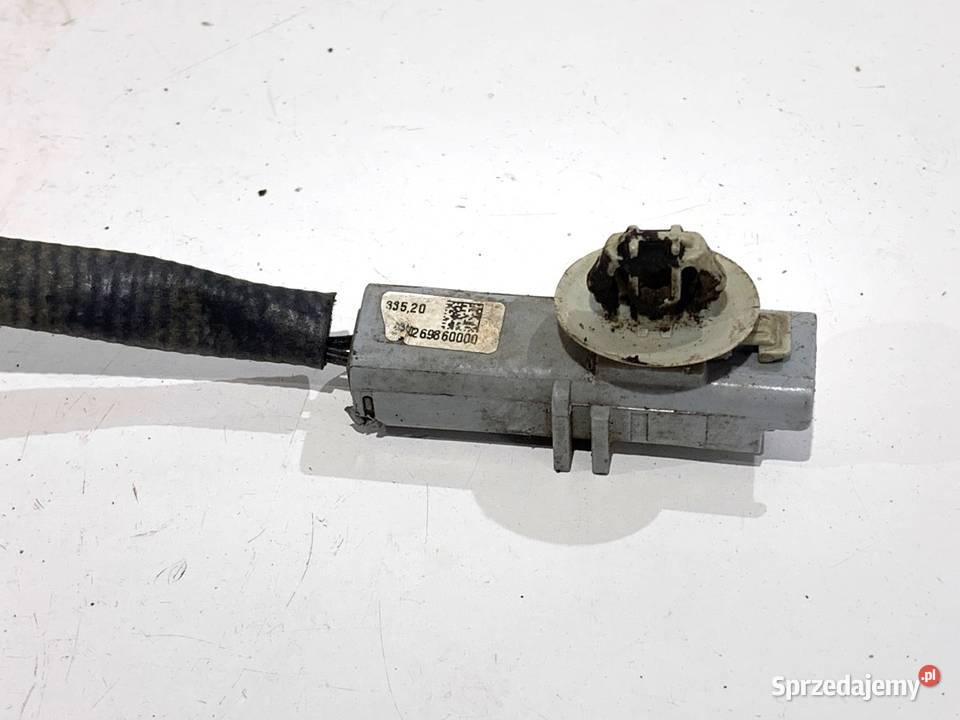 WTRYSKIWACZ SCR DACIA DUSTER 160720140R 15 116