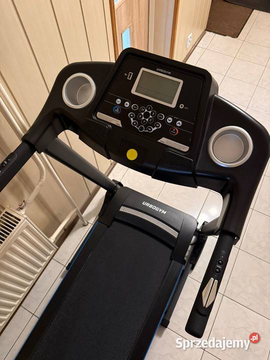 Sprzedam bieżnię UMBROGYM v520 Widawa