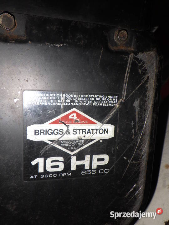 Silnik Briggs Stratton 16 HP 2 Cylindrowy 2 x Zawada