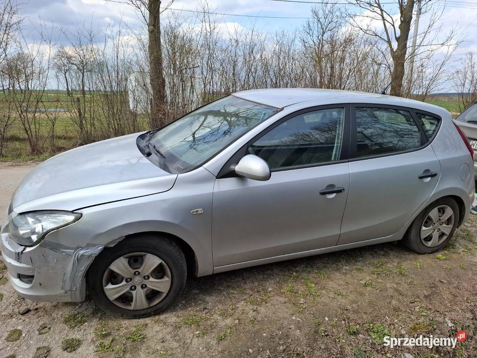 Hyundai i30 2009 idealny na projekt na części Galinki
