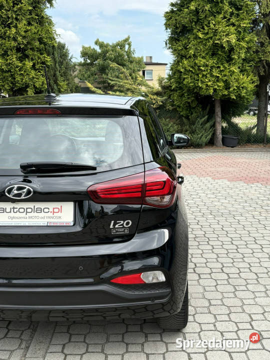 Hyundai i20 KameraAsystent pasa ruchuTempomat II elektrochrom. lusterko wst. Tarnowskie Góry sprzedam