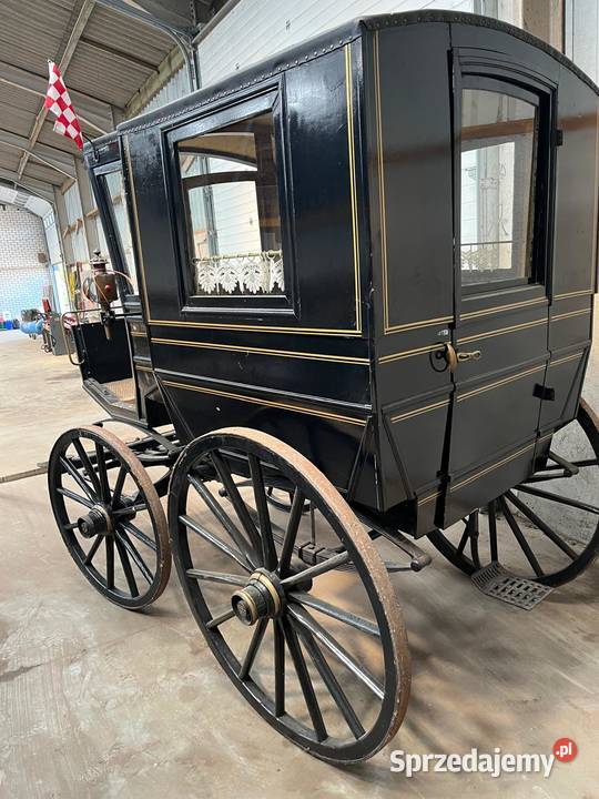 Bryczką konną Tawęcino sprzedam