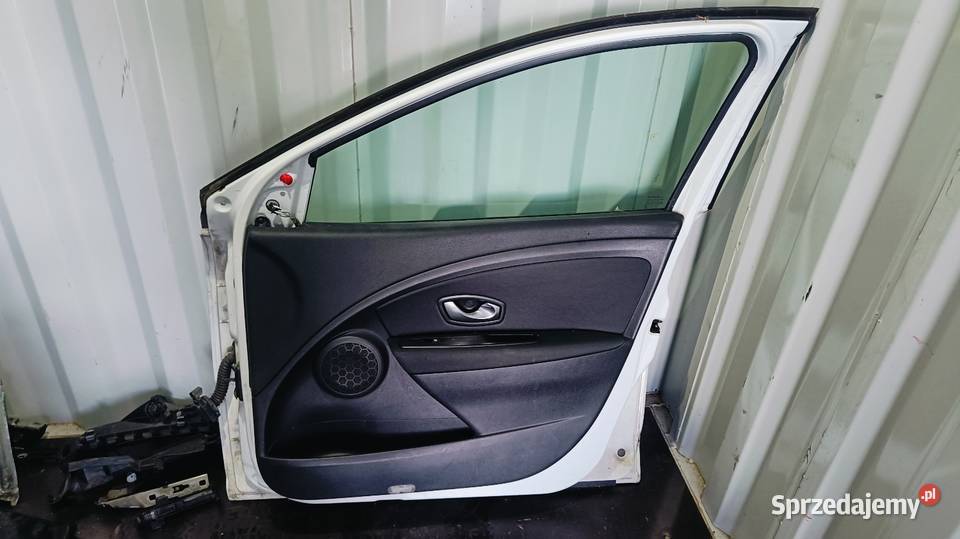 Renault Megane drzwi prawe OV369 Przemyśl