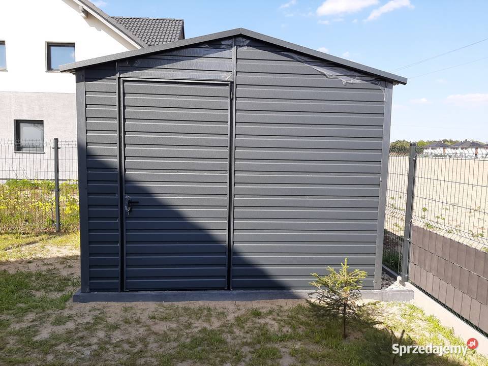 Garaż Blaszany na Narzędzia do Ogrodu Garaże Włoszczowa