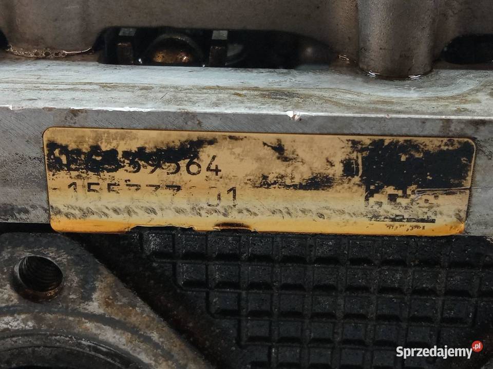 GŁOWICA KOMPLETNA 85137090400 20 D N47 Bmw Seria Rok produkcji 2016