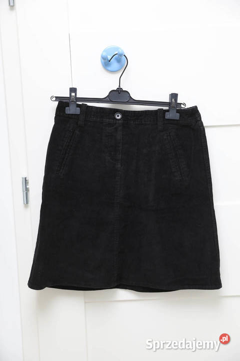 Czarna spodnica HM r 38 Kielce