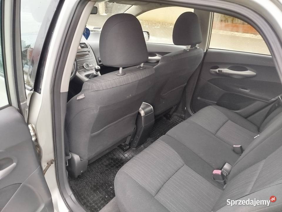 Toyota Auris 20 diesel 187 przebiegu 187000km Wrocław sprzedam