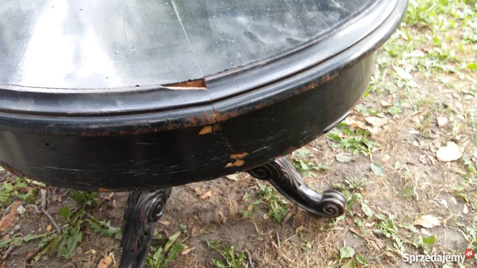 Stół z XIX wieku czarny obrotowy z szufladami