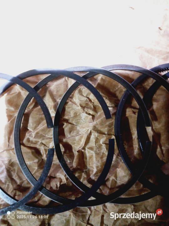 Pierścienie Fiat 126p prl WSK Gorzyce na dwa Twardogóra