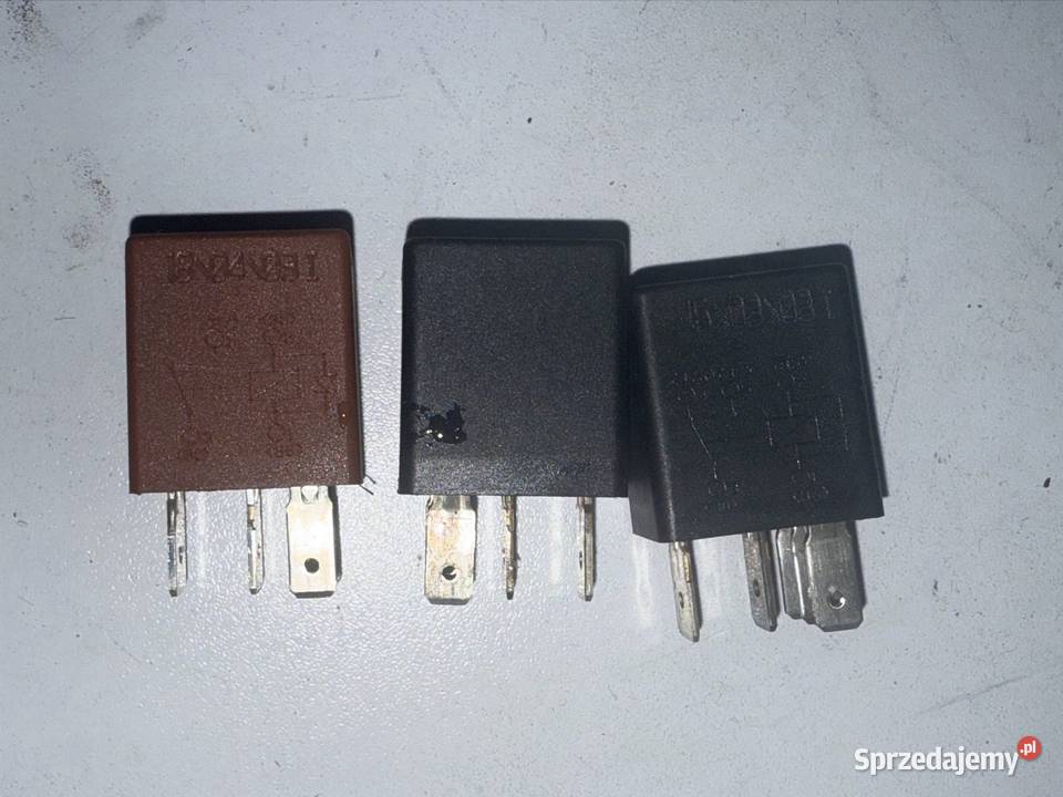 Przekaźniki Renault 8200 263 343