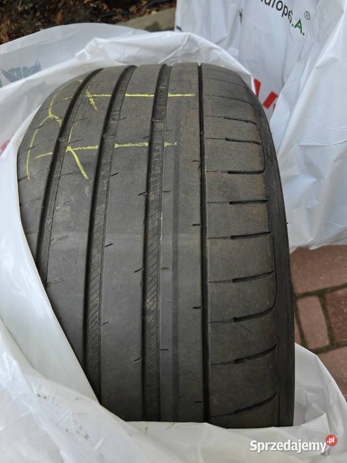 Dwie opony Goodyear 22545 R17 94V rocznik 2023 Gliwice