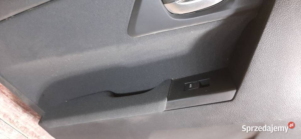 Boczek tapicerka drzwi Toyota Auris Lewy tył Włoszczowa sprzedam