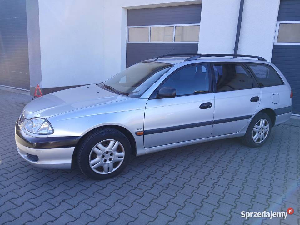 Avensis 18Gaz 129 Klimatyzacja Kłodawa sprzedam