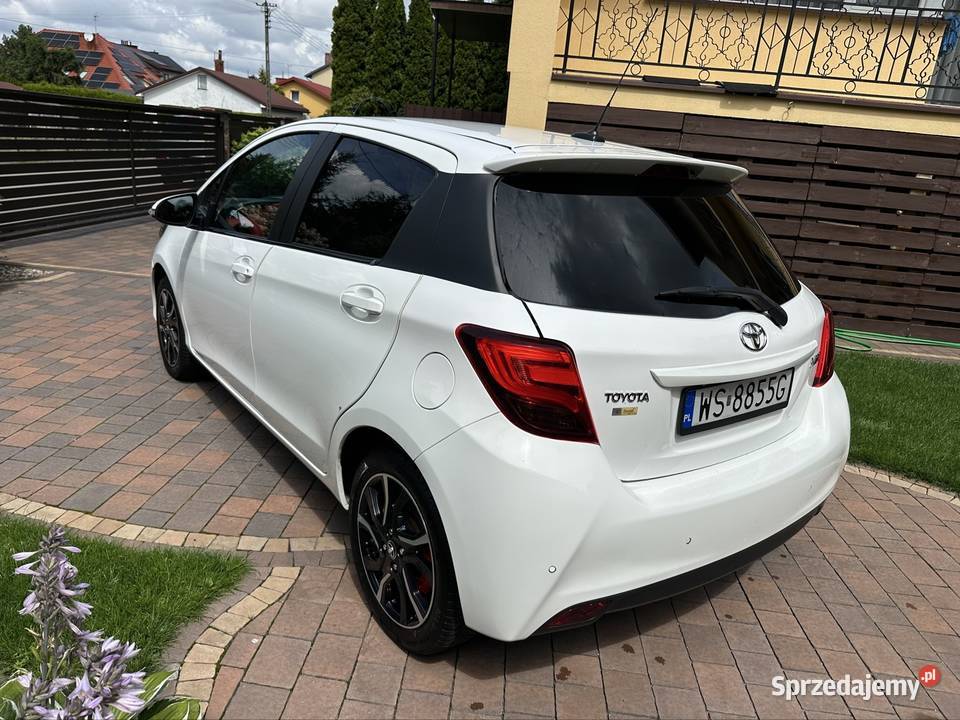 Toyota Yaris Style Red Pack 133 VVTi 2014 elektryczne szyby Siedlce